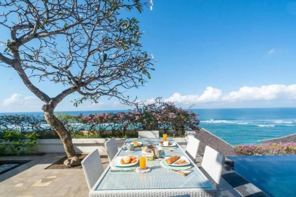Nusa Dua Ocean View With Private Beach Exterior foto